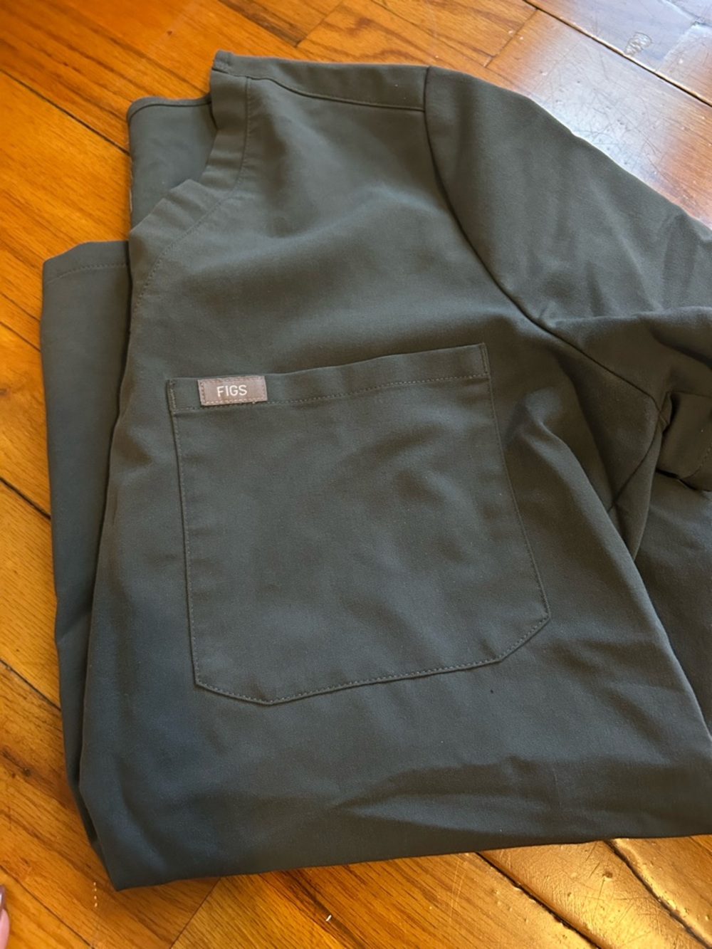 Figs Performance Scrub Top in Olive Green
